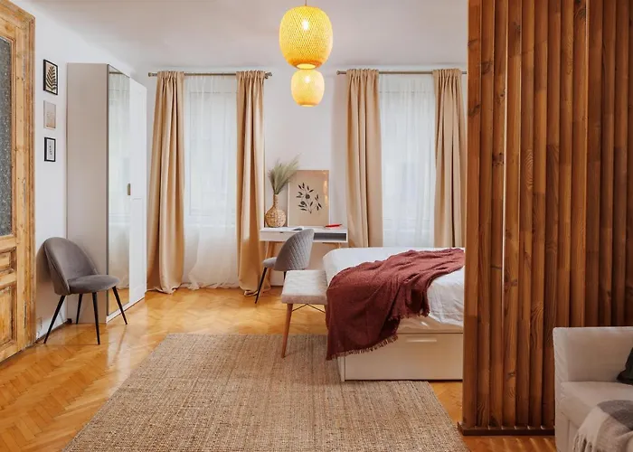 Lunga 16 Guesthouse | Brasov